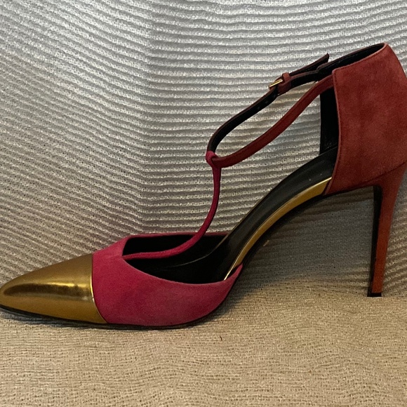 Gorgeous Tri-Color Suede Gucci 3.5” Heels - Picture 1 of 6